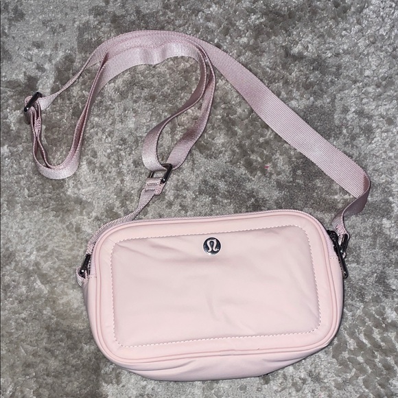 lululemon athletica Handbags - Lululemon Crossbody